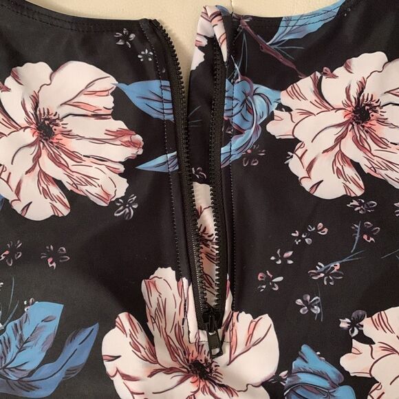 NWT Aonihua Long Sleeve Zip Back Floral Swimsuit Size L - Picture 9 of 12